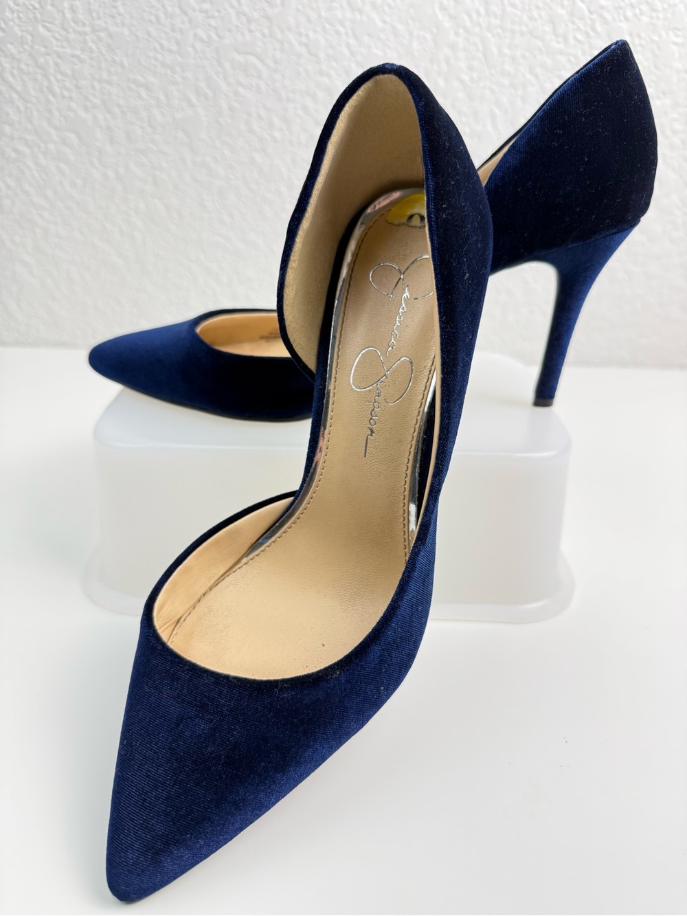 Jessica Simpson | Livvy | Blue Velvet D'Orsay Pumps | 9